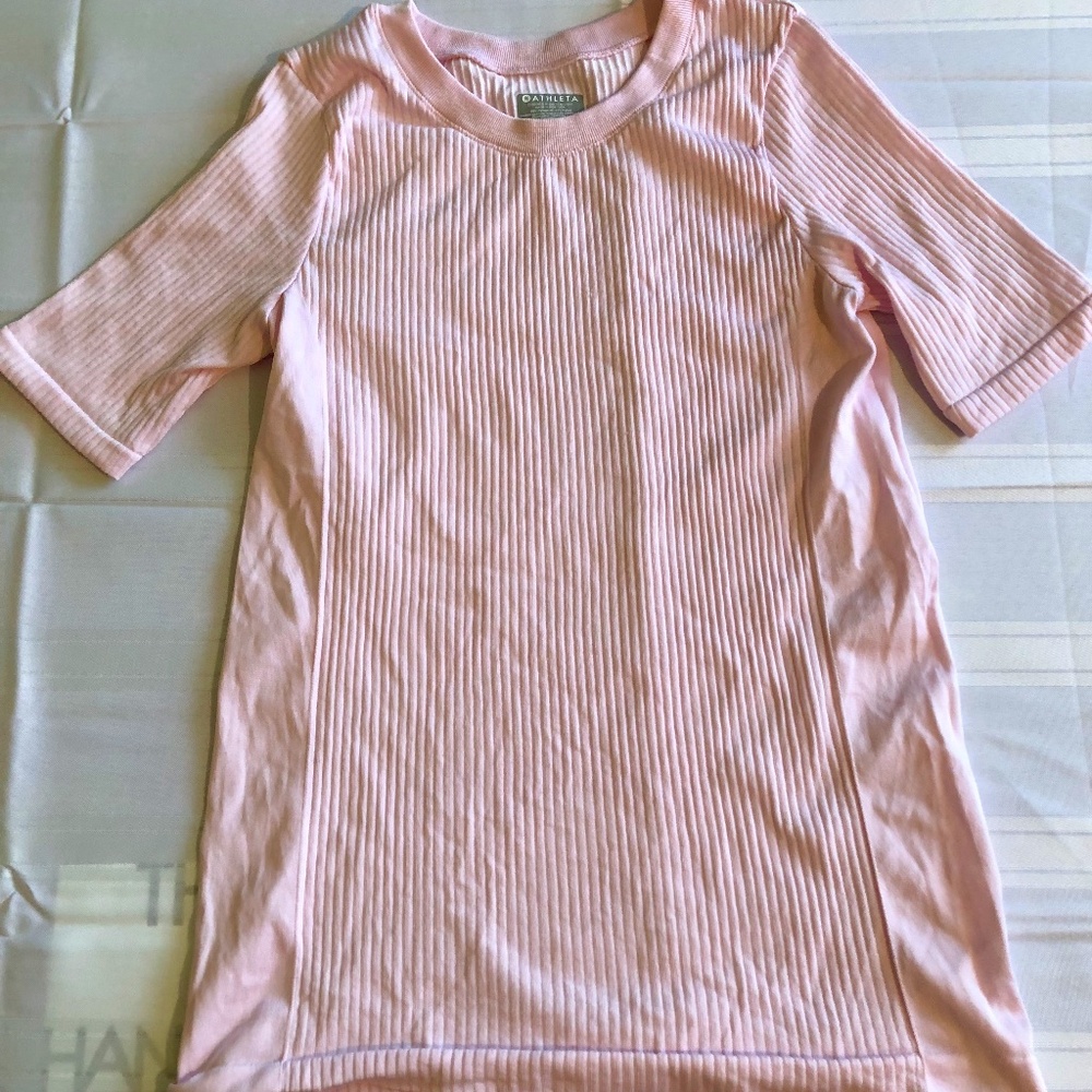 ATHLETA PINK RIBBED  TSHIRT  XS